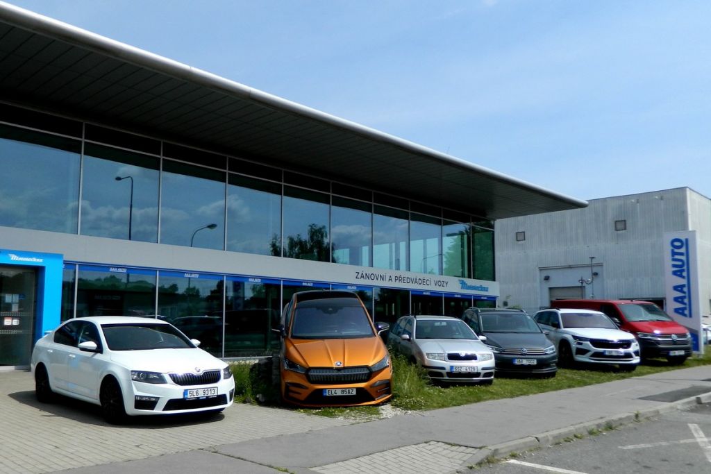 Ojetým autem roku je Škoda Enyaq
