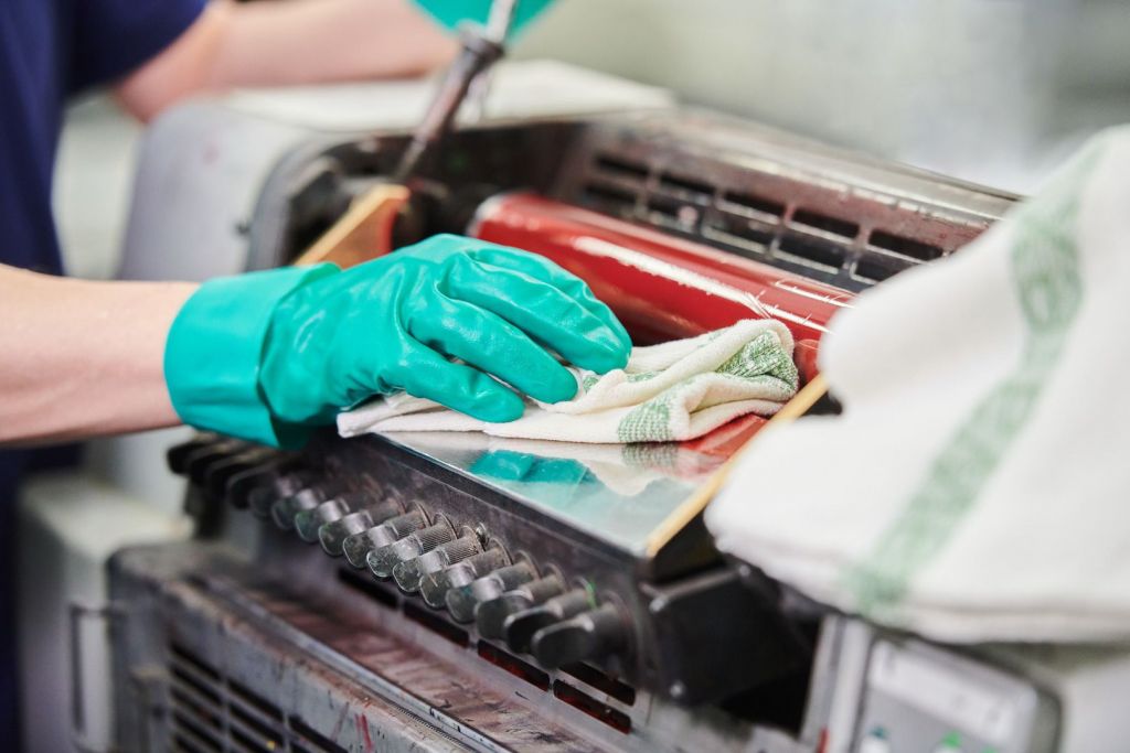 Společnost Mewa nastavuje standardy pro větší udržitelnost díky svému systému opakovaně použitelných čisticích utěrek