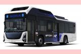 Nový vodíkový autobus Toyoty ujede 300 km